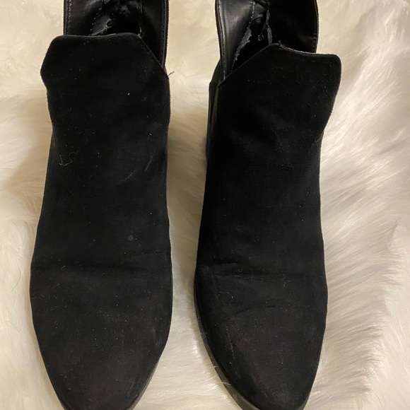 Faux suede black ankle booties - Picture 3 of 8